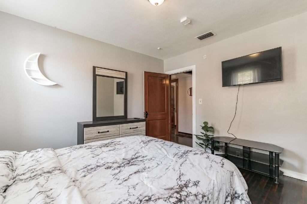 Comfy Pet Friendly Home In Jacksonville Mins To Downtown'S Bagian luar foto